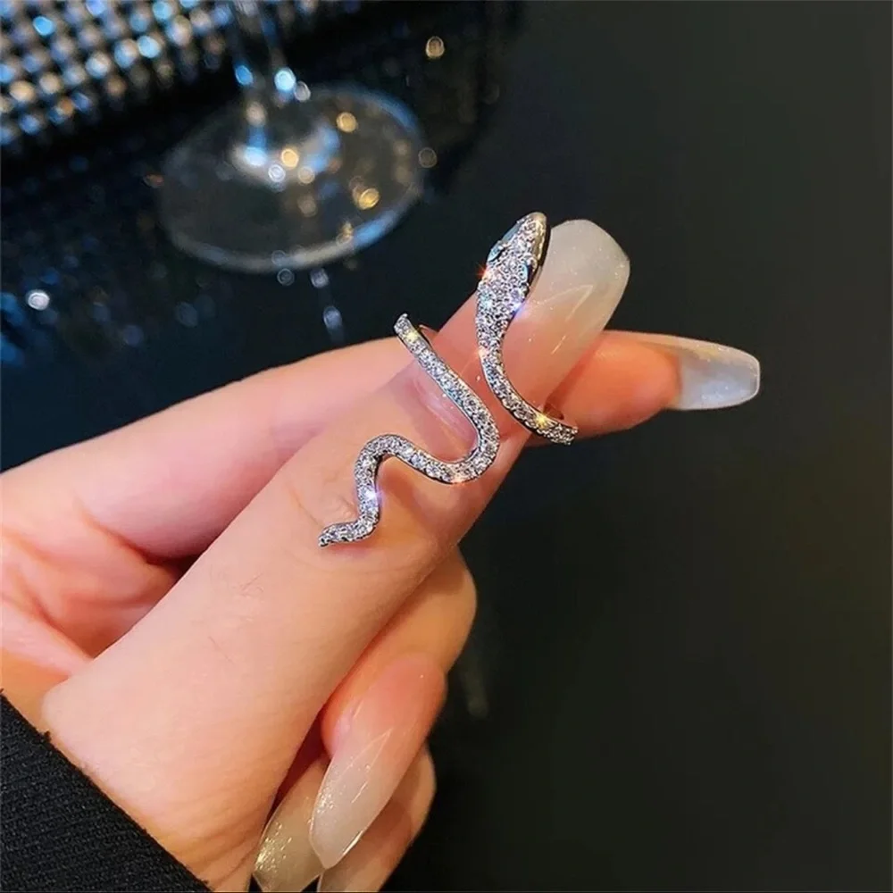 Gorgeous Rhinestone Snake Ring - Picture 4 of 6